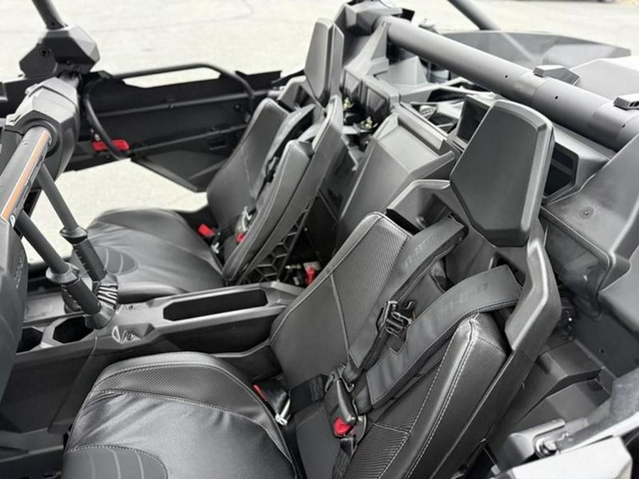 2026 Can-Am Maverick X3 Max X RS Turbo RR Triple Black_4.5 In