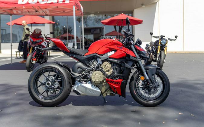 2024 Ducati Streetfighter V4 (FL) Red