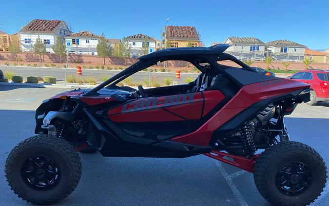 2024 Can-Am Maverick R X 999T DCT