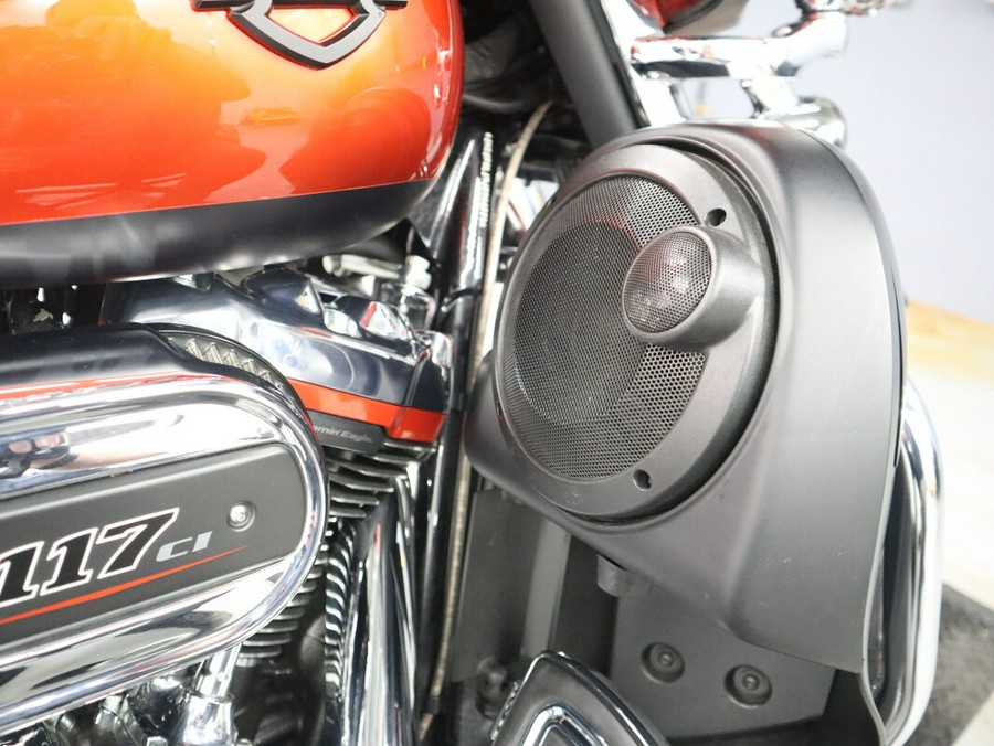 2018 Harley-Davidson CVO Street Glide
