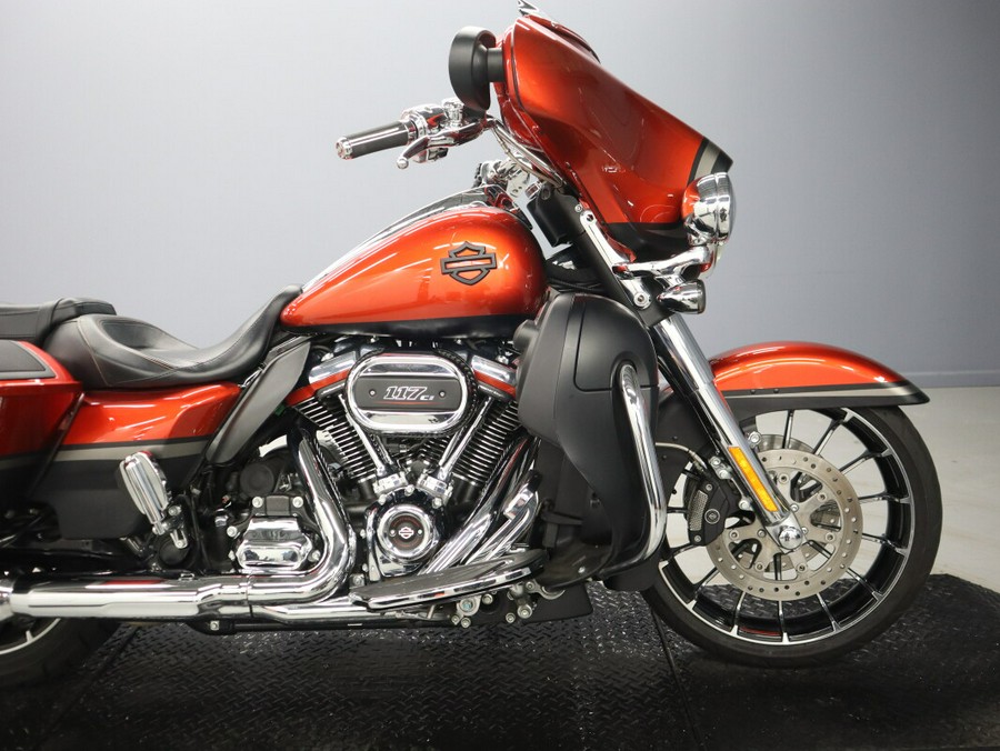 2018 Harley-Davidson CVO Street Glide