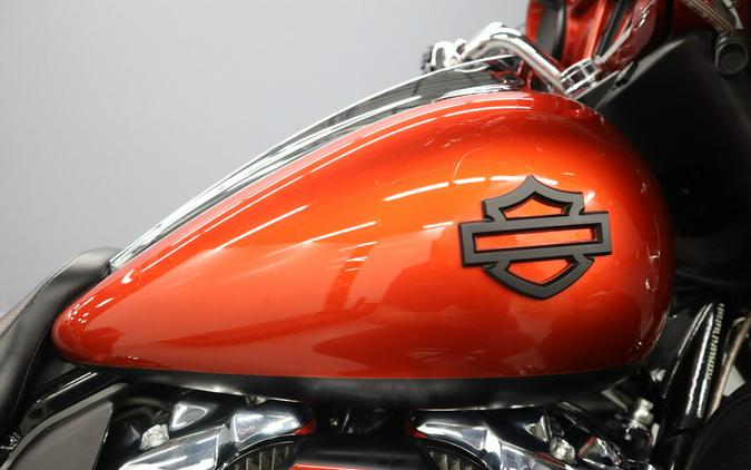 2018 Harley-Davidson CVO Street Glide