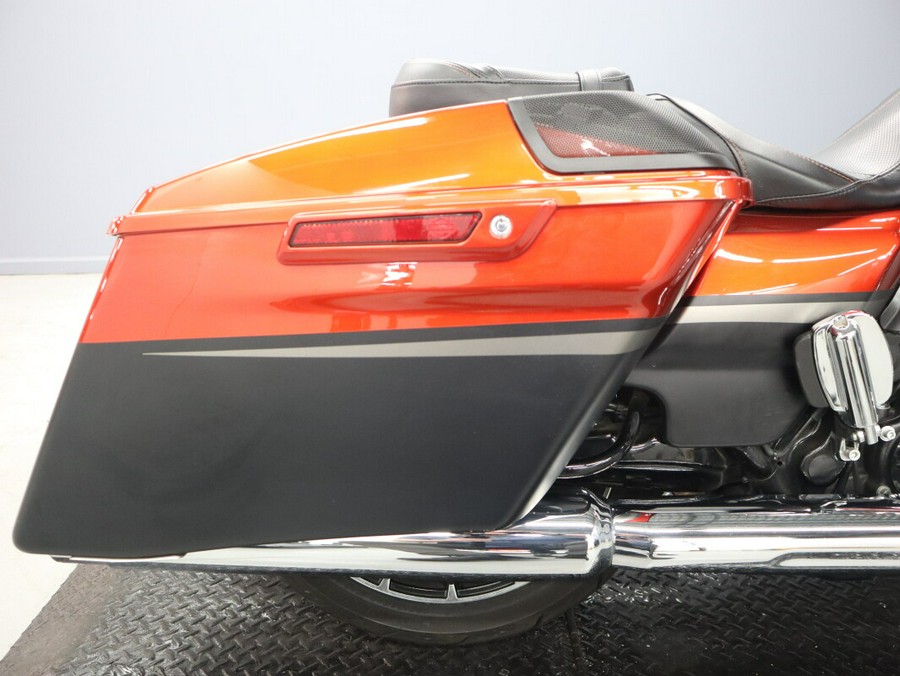 2018 Harley-Davidson CVO Street Glide