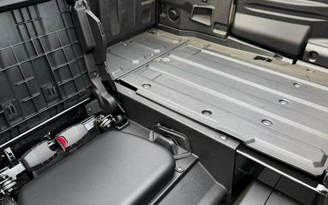 2025 Honda Pioneer 1000-5 Deluxe