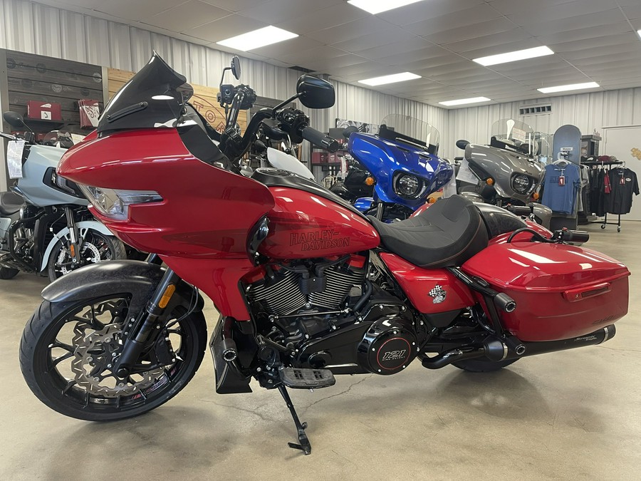 2025 Harley-Davidson CVO™ Road Glide® ST