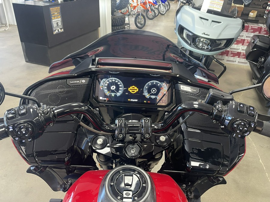 2025 Harley-Davidson CVO™ Road Glide® ST