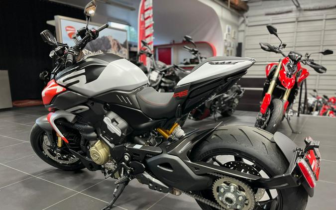 2026 Ducati Diavel V4 RS