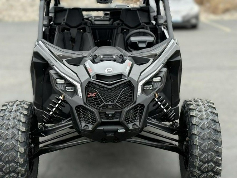 2026 Can-Am Maverick X3 Max X RS Turbo RR Triple Black_4.5 In