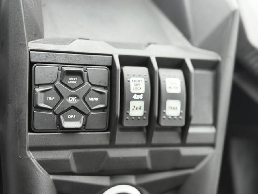 2026 Can-Am Maverick X3 Max X RS Turbo RR Triple Black_4.5 In