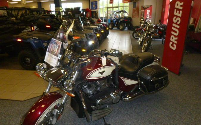 2013 Victory Motorcycles Cross Roads® Classic