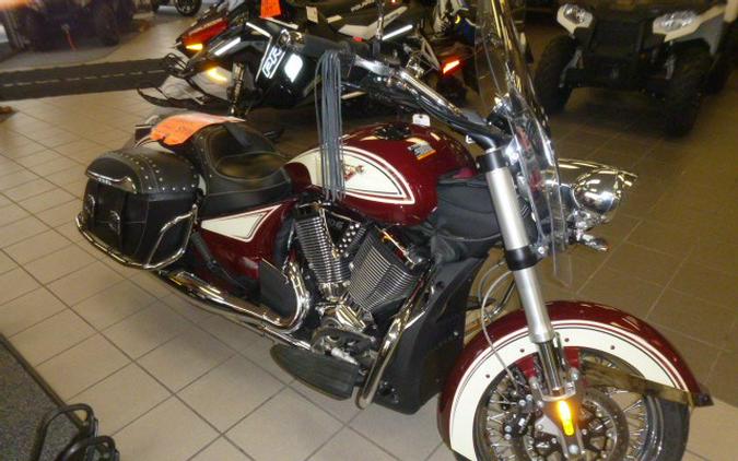 2013 Victory Motorcycles Cross Roads® Classic