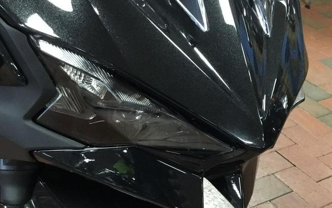 2024 Kawasaki Ninja® 500