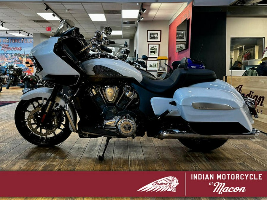 2024 Indian Motorcycle® Challenger® Limited Ghost White Metallic