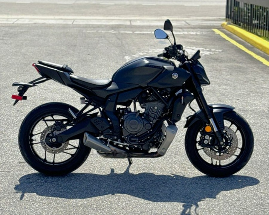 2025 Yamaha MT 07