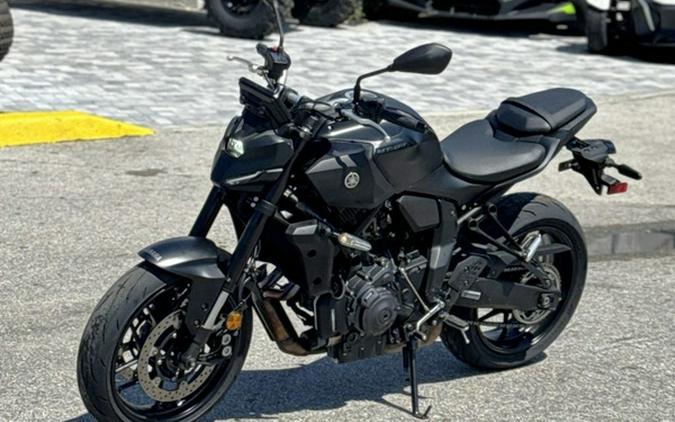 2025 Yamaha MT 07
