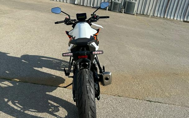 2027 KTM Duke 990