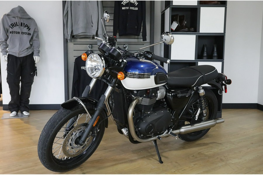 2022 Triumph BONNEVILLE T100