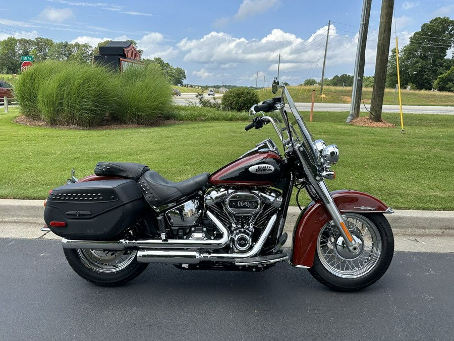 2024 Harley-Davidson Heritage Classic Red Rock / Vivid Black