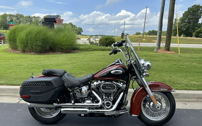 2024 Harley-Davidson Heritage Classic Red Rock / Vivid Black