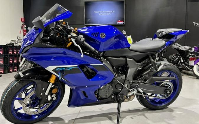 2025 Yamaha YZF R7