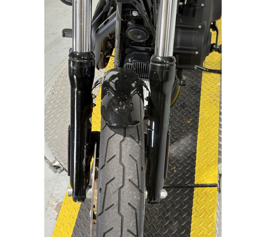 2016 Harley-Davidson® Low Rider® S Vivid Black