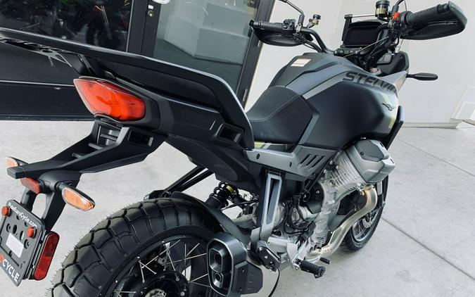 2024 Moto Guzzi Stelvio