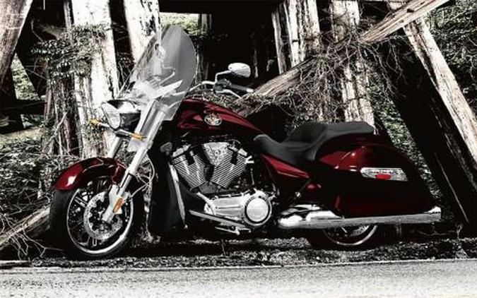 2010 Victory Cross Roads™