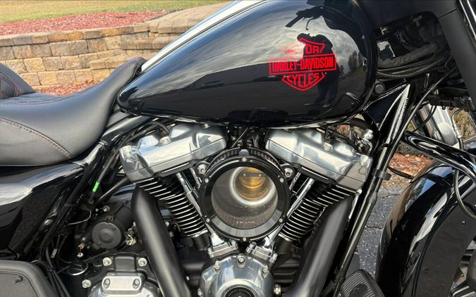 2022 Harley-Davidson® Electra Glide® Standard Vivid Black