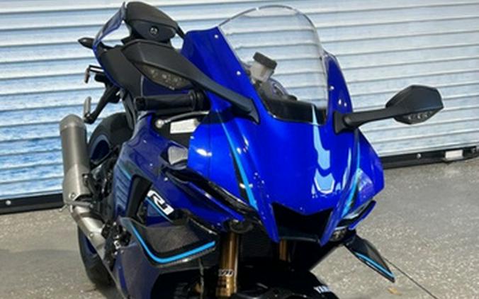 2026 Yamaha YZF-R1