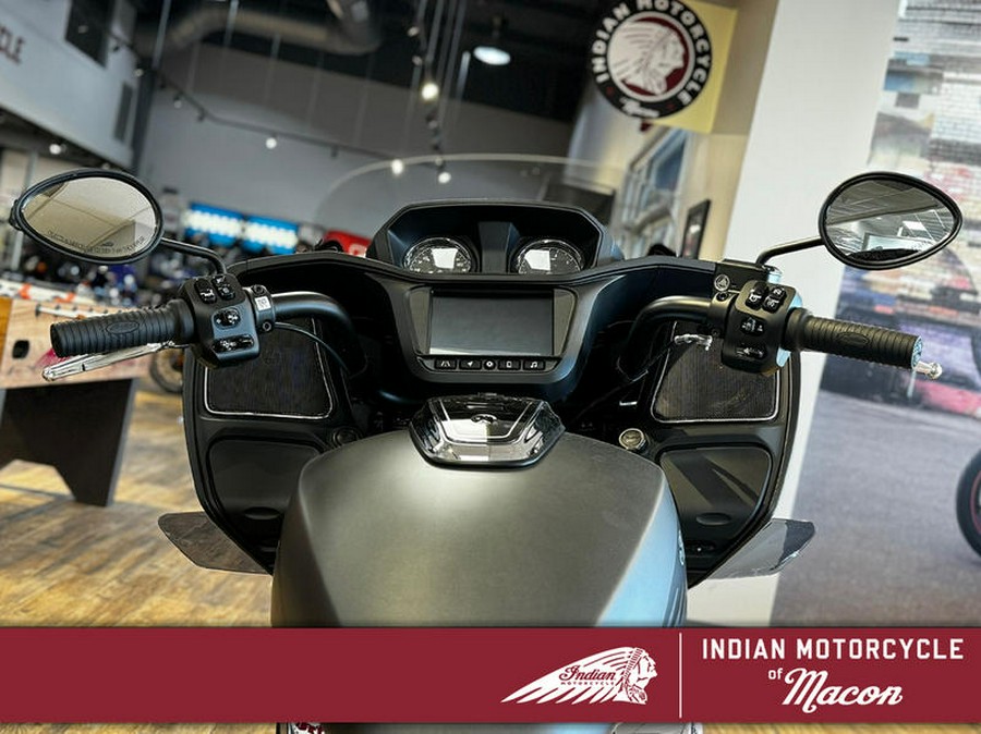 2024 Indian Motorcycle® Challenger® Titanium Smoke