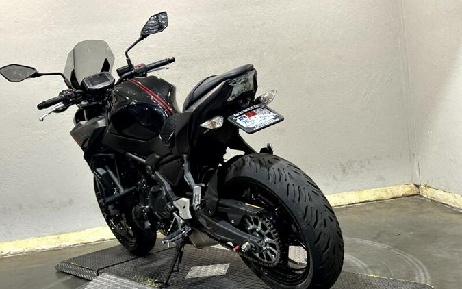2020 Kawasaki Z650 ABS Metallic Spark Black/Metallic Flat Spark Black