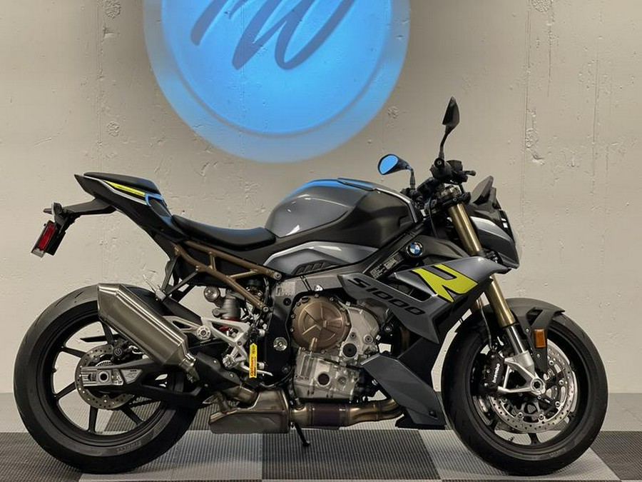 2023 BMW S 1000 R Bluestone Metallic