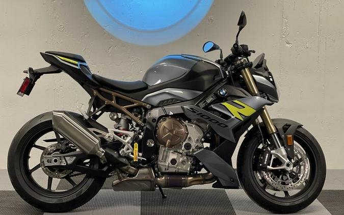 2023 BMW S 1000 R Bluestone Metallic