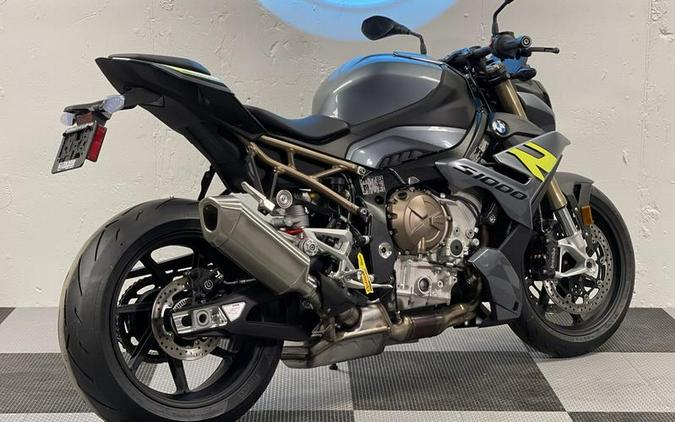 2023 BMW S 1000 R Bluestone Metallic