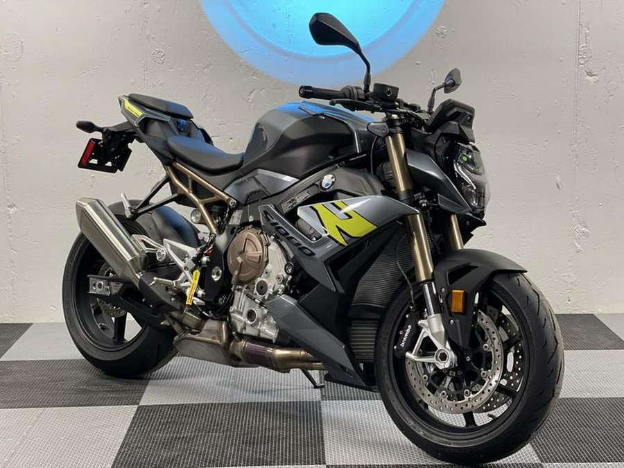 2023 BMW S 1000 R Bluestone Metallic