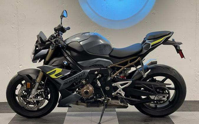 2023 BMW S 1000 R Bluestone Metallic