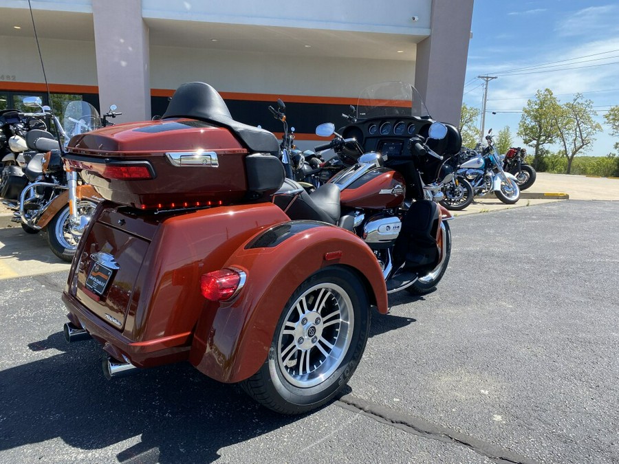 2024 HARLEY-DAVIDSON TRI-GLIDE ULTRA FLHTCUTG