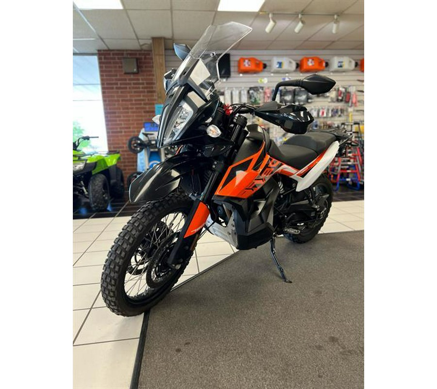 2019 KTM 790 Adventure