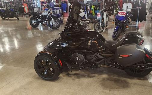 2019 Can-Am® Spyder® F3