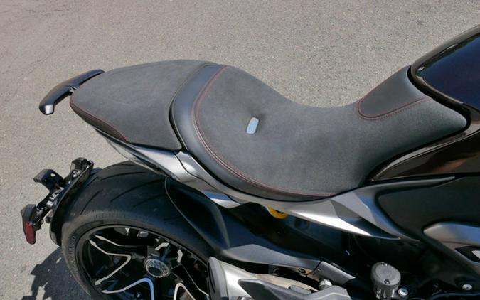 2026 DUCATI X DIAVEL V4