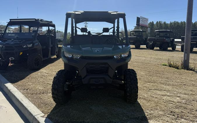 2025 Can-Am Defender MAX DPS HD7