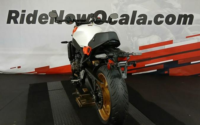 2025 Yamaha XSR 900