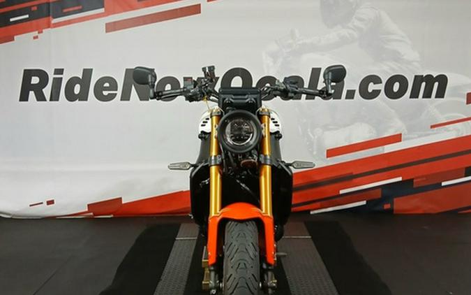 2025 Yamaha XSR 900