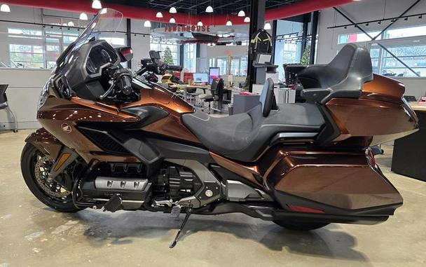 2018 Honda® Gold Wing Pearl Stallion Brown
