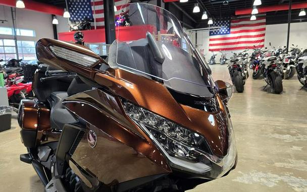 2018 Honda® Gold Wing Pearl Stallion Brown