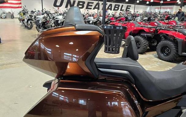 2018 Honda® Gold Wing Pearl Stallion Brown