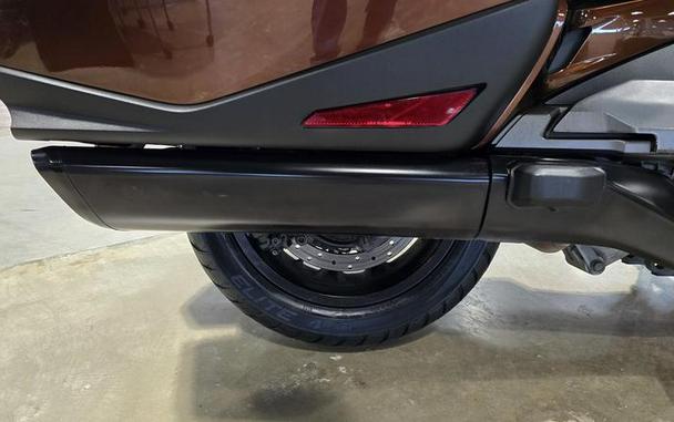 2018 Honda® Gold Wing Pearl Stallion Brown