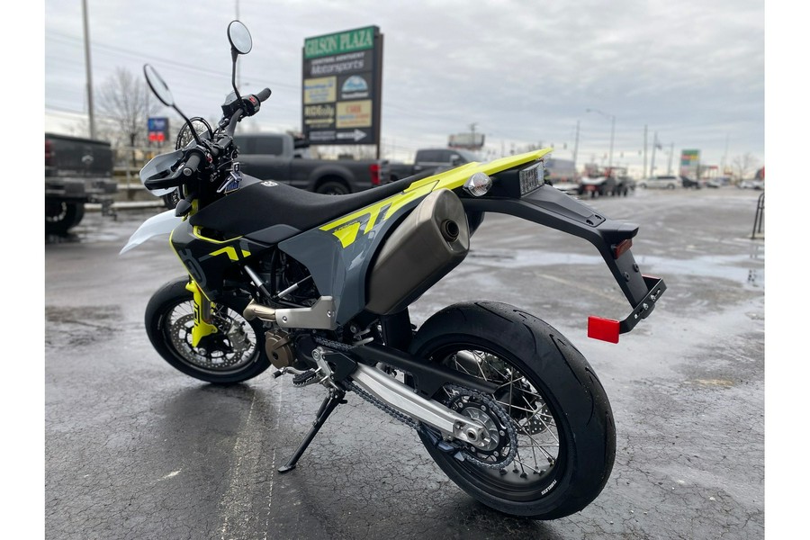 2024 Husqvarna Motorcycles 701 Supermoto