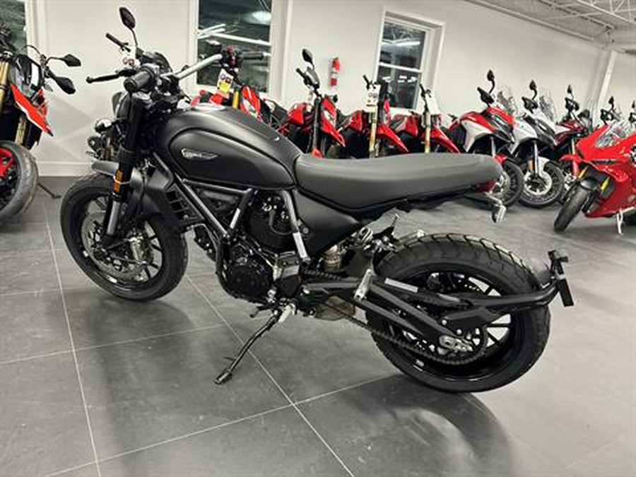 2025 Ducati Scrambler Icon