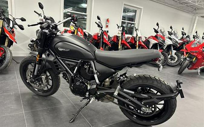 2025 Ducati Scrambler Icon